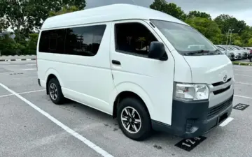 Toyota Hiace 2.5t 11seater 